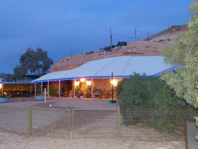 The Underground Motel Coober Pedy Exterior photo